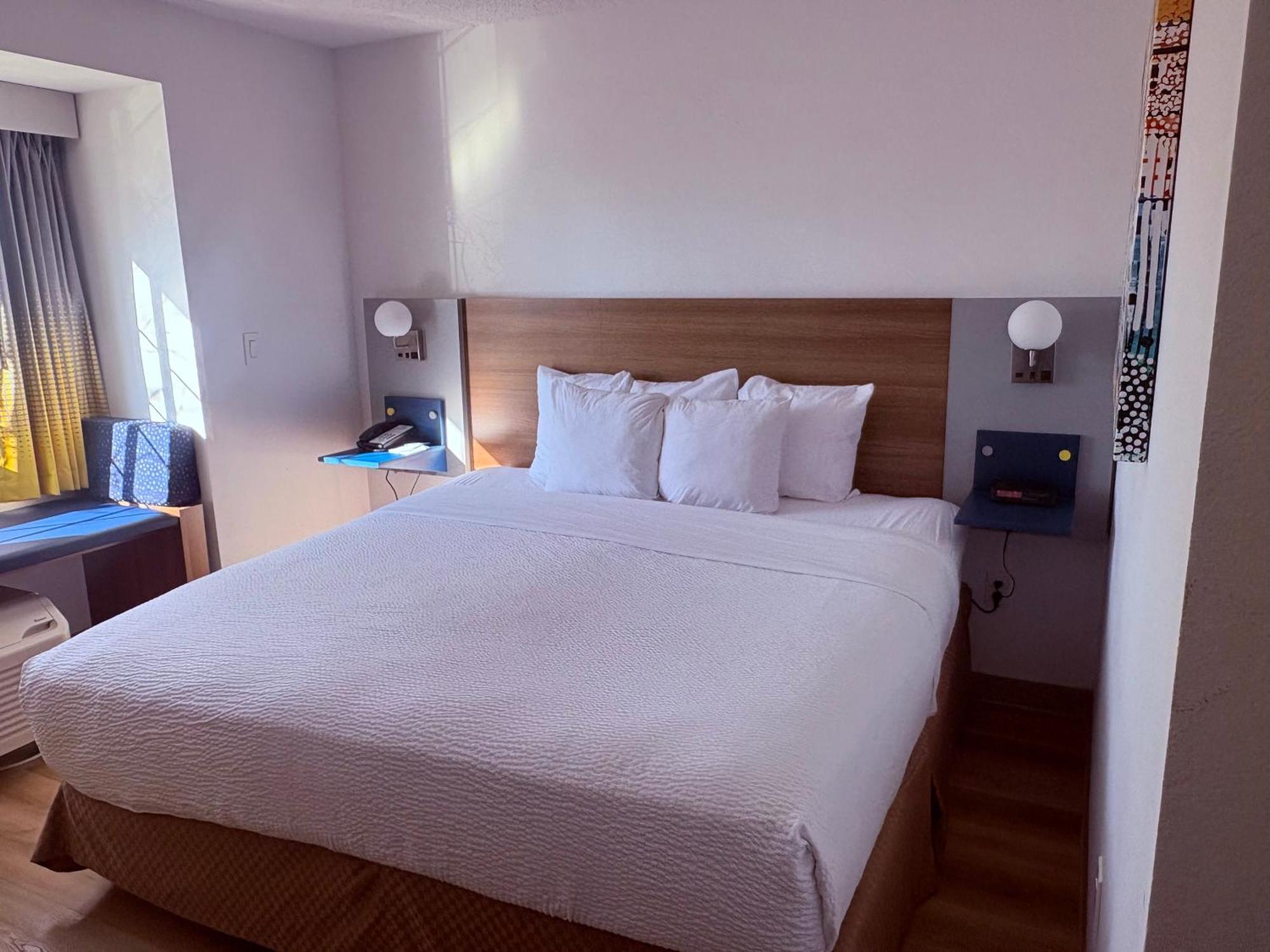 Microtel & By Wyndham Airport 2* DEN