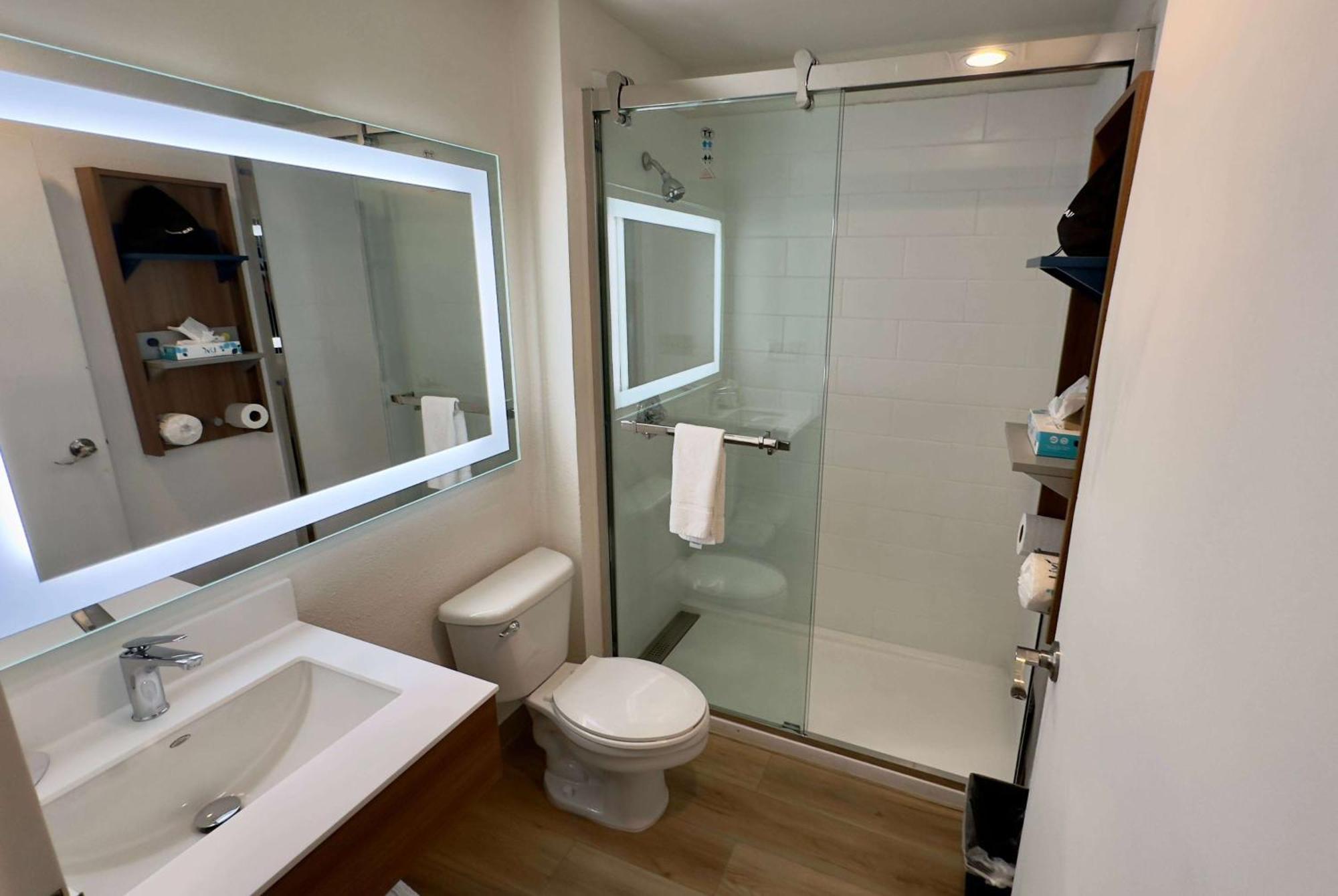 Microtel & By Wyndham Airport DEN